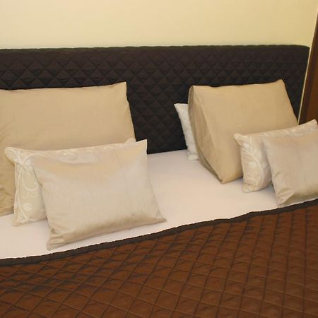 B&B Golden Corner 24 메헬렌 외부 사진